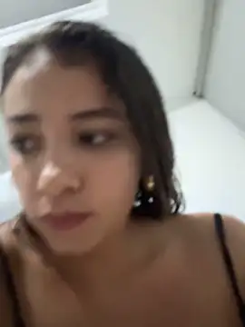 Snapshot of Hall_16 chatting on December 6, 11:14 pm Hall 16 online show from December 6, 11:14 pm