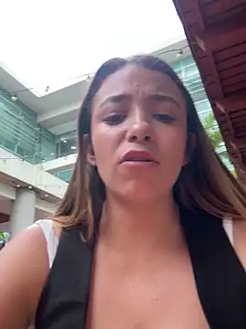 Snapshot of Hall_16 chatting on February 18, 10:03 pm Hall 16 online show from February 18, 10:03 pm