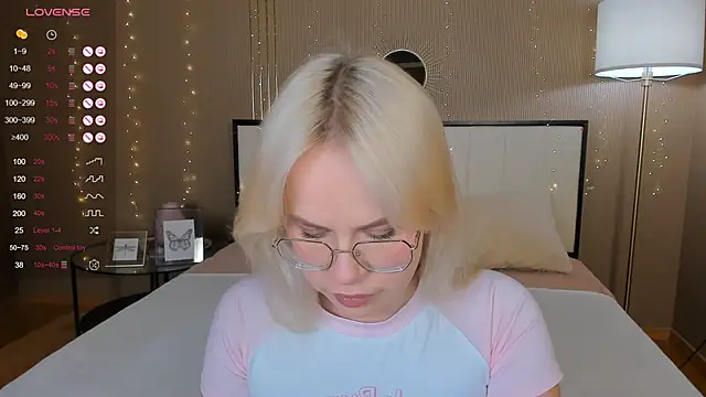 bellatip online show from October 2, 12:50 am