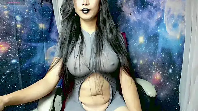 XXsexylongcockXX online show from October 10, 11:48 pm