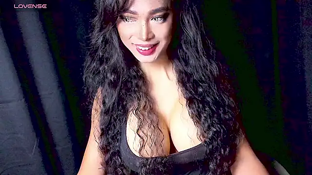 Snapshot of XXsexylongcockXX chatting on March 13, 10:27 pm XXsexylongcockXX online show from March 13, 10:27 pm