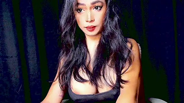 XXsexylongcockXX online show from May 18, 8:47 pm