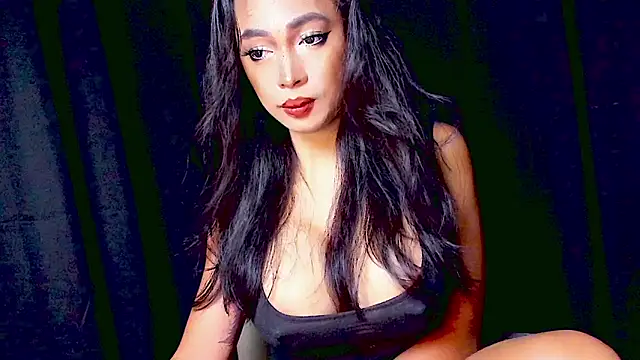 XXsexylongcockXX online show from May 19, 9:32 pm