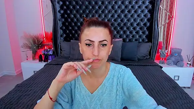 Rebecca Diamond online show from May 10, 5:12 am
