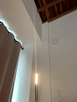 Snapshot of curchez_ chatting on January 5, 7:50 pm curchez online show from January 5, 7:50 pm