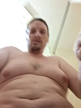 bushhogger8371 online show from June 10, 5:50 am