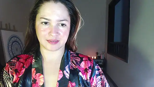 Snapshot of solamatista11 chatting on January 6, 11:20 pm solamatista11 online show from January 6, 11:20 pm