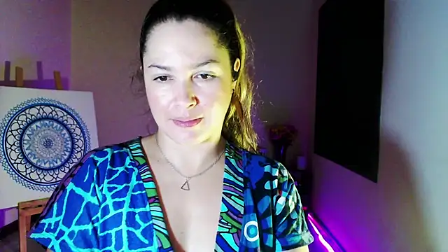Snapshot of solamatista11 chatting on February 25, 1:20 am solamatista11 online show from February 25, 1:20 am