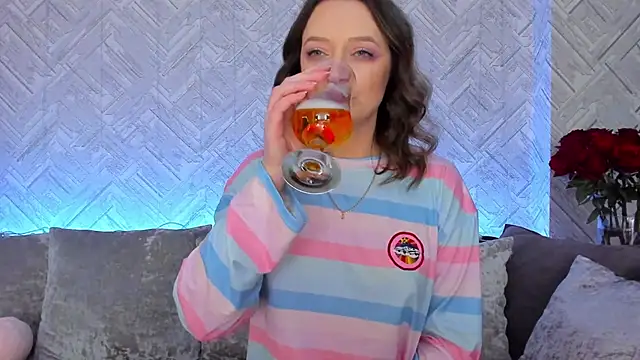 EvaBarsa  online show from November 8, 2:56 am