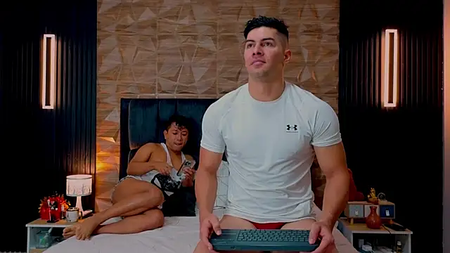 FelipeAndMarcello3 online show from September 26, 2:54 pm