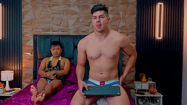 FelipeAndMarcello3 online show from October 3, 2:14 pm