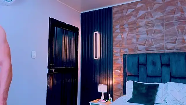 FelipeAndMarcello3 online show from March 21, 7:28 pm