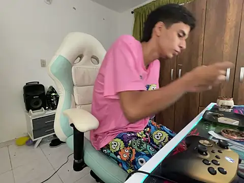 Max TheHorseDick online show from December 6, 4:14 am