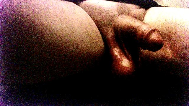 Snapshot of SDtinycok chatting on October 31, 2:12 am SDtinycok online show from October 31, 2:12 am