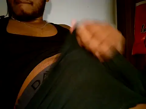 Snapshot of piratess chatting on September 12, 9:59 pm piratess online show from September 12, 9:59 pm