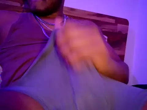 Snapshot of piratess chatting on January 16, 8:46 pm piratess online show from January 16, 8:46 pm