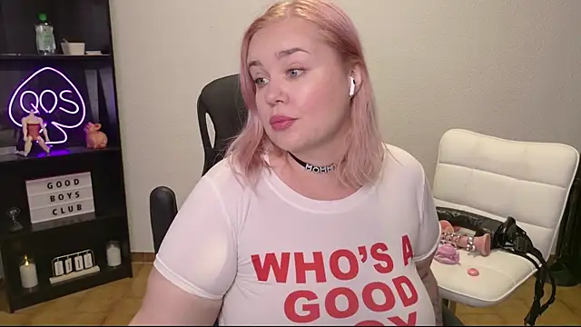 MargotGrey online show from June 12, 9:41 am