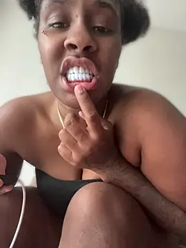 Foreignthababyy online show from April 27, 5:22 pm