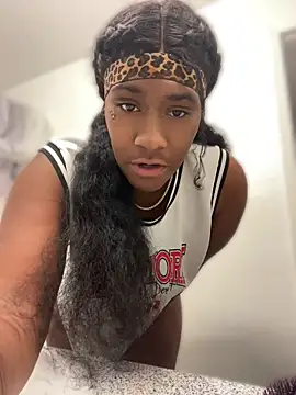 Foreignthababyy online show from May 2, 5:45 am