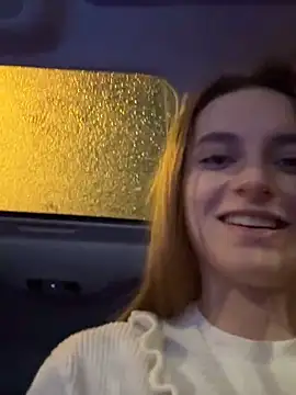 Snapshot of -AngelAri- chatting on January 11, 8:54 pm -AngelAri- online show from January 11, 8:54 pm