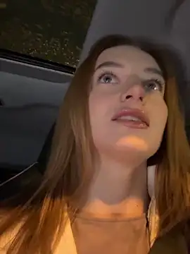 Snapshot of -AngelAri- chatting on February 3, 6:07 pm -AngelAri- online show from February 3, 6:07 pm