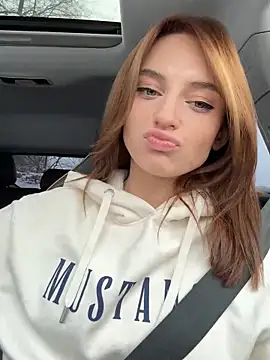 Snapshot of -AngelAri- chatting on February 16, 9:15 am -AngelAri- online show from February 16, 9:15 am