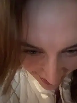 Snapshot of -AngelAri- chatting on March 7, 9:06 pm -AngelAri- online show from March 7, 9:06 pm