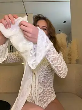 Snapshot of -AngelAri- chatting on March 7, 9:12 pm -AngelAri- online show from March 7, 9:12 pm