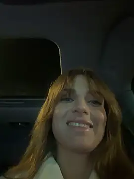 Snapshot of -AngelAri- chatting on March 13, 6:03 pm -AngelAri- online show from March 13, 6:03 pm