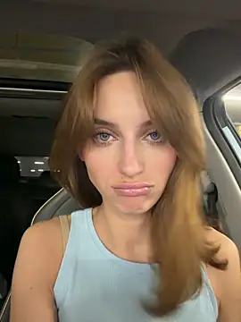 Snapshot of -AngelAri- chatting on March 20, 6:02 pm -AngelAri- online show from March 20, 6:02 pm