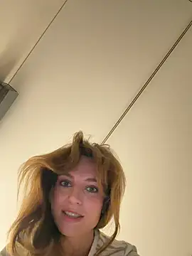 Snapshot of -AngelAri- chatting on March 21, 9:07 pm -AngelAri- online show from March 21, 9:07 pm