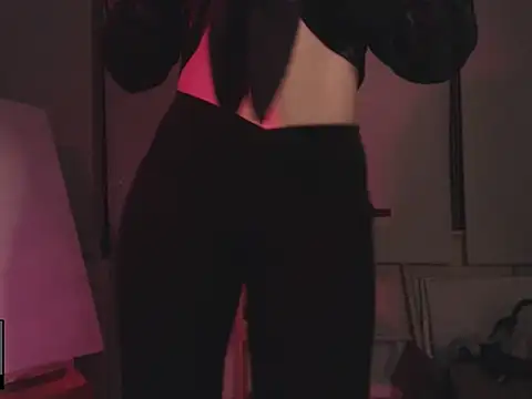 Snapshot of alien__show chatting on March 29, 2:22 am alien show online show from March 29, 2:22 am