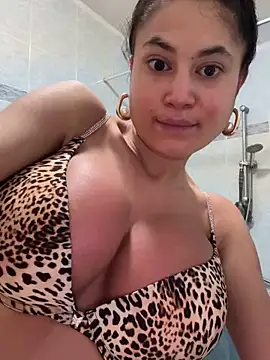 Fuc3dolllucy online show from January 15, 4:04 am
