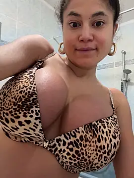 Fuc3dolllucy online show from January 15, 7:05 am