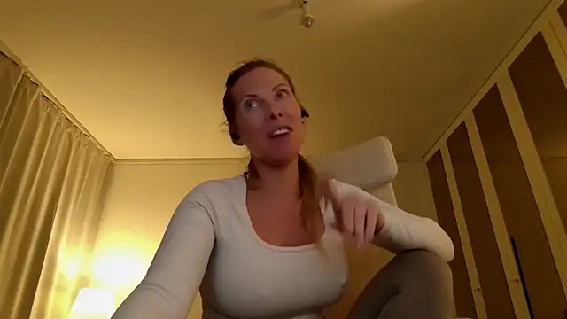 Snapshot of novaforyou1 chatting on March 13, 8:59 pm novaforyou1 online show from March 13, 8:59 pm