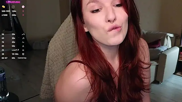 Val lava online show from November 28, 8:33 pm