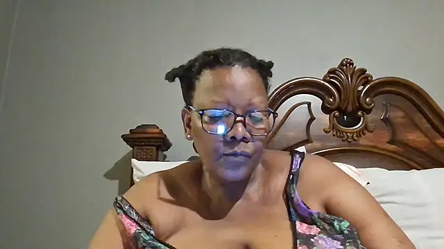 SEXYBOOBSNASS online show from January 18, 9:24 pm