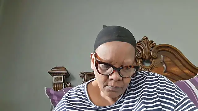 SEXYBOOBSNASS online show from October 22, 4:24 am