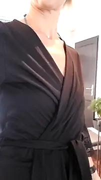 dancing sexy doll online show from September 21, 10:06 am