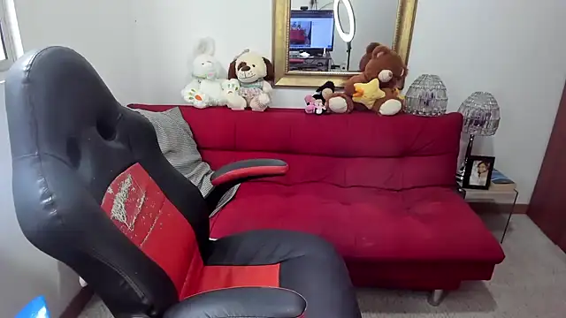 Snapshot of NicolettColin chatting on December 12, 7:26 pm NicolettColin online show from December 12, 7:26 pm