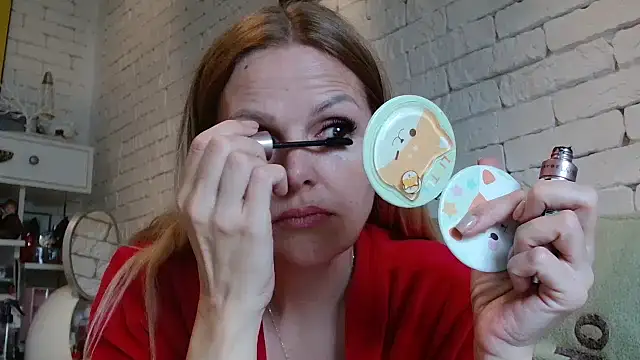 Snapshot of Angel_girllovemy chatting on November 4, 9:19 am Angel girllovemy online show from November 4, 9:19 am