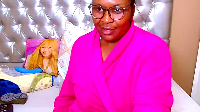 missboobsxx online show from March 8, 7:50 pm