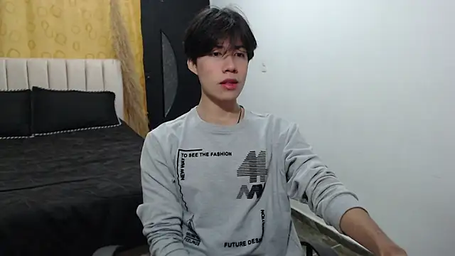 Elio-cam online show from December 10, 8:30 am