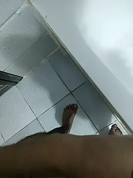 Snapshot of mc8k35MGadbuhPr chatting on October 24, 6:04 pm mc8k35MGadbuhPr online show from October 24, 6:04 pm