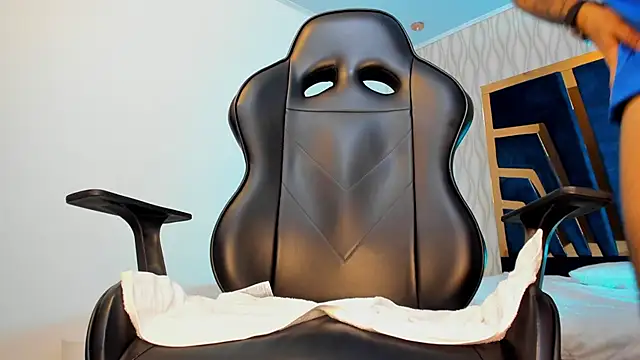 Petesevans online show from March 7, 2:46 am