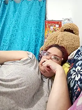 karlythothxh online show from April 24, 4:20 pm