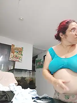 karlythothxh online show from May 16, 12:18 am