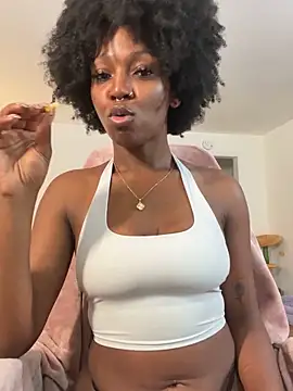 Snapshot of mochamimi chatting on October 9, 4:54 am mochamimi online show from October 9, 4:54 am