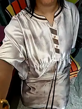 Snapshot of MAN-MOHINI-21 chatting on February 17, 5:47 am MAN-MOHINI-21 online show from February 17, 5:47 am