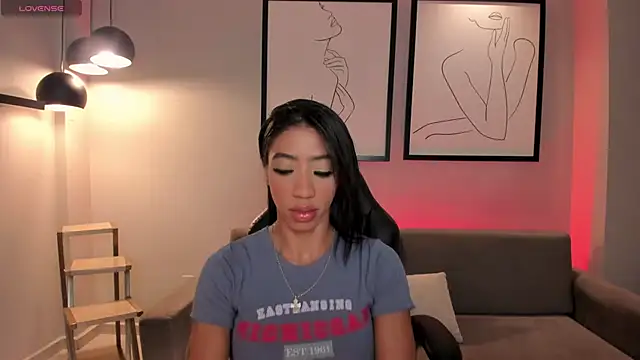 LindseyCox online show from September 27, 4:50 am